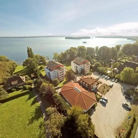 Am Grossen Ploener Ascheberg (Schleswig-Holstein)